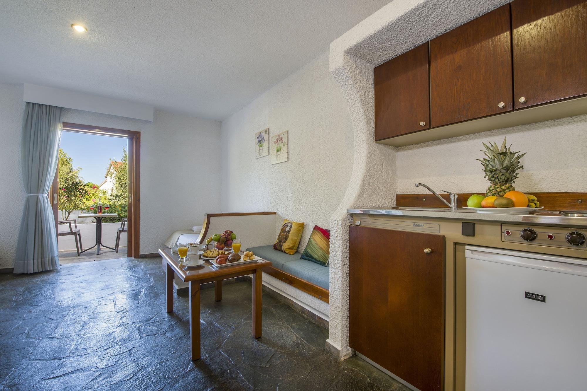 Skala Apartments Agia Marina 外观 照片