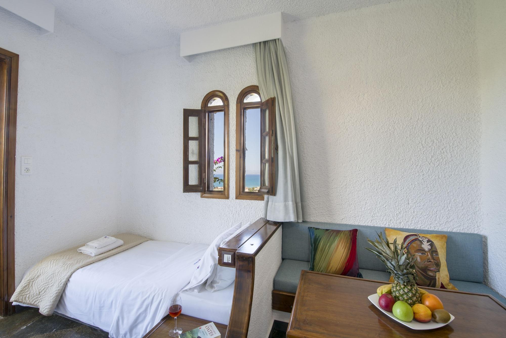 Skala Apartments Agia Marina 外观 照片