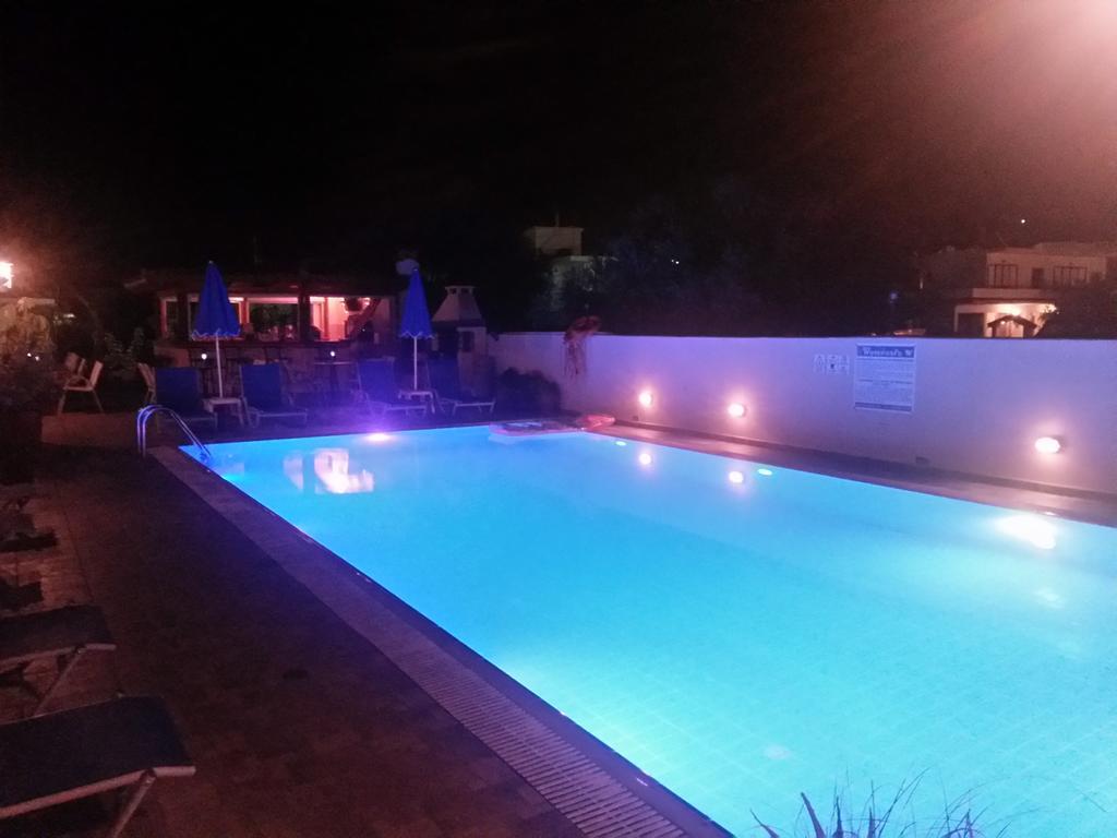 Skala Apartments Agia Marina 外观 照片